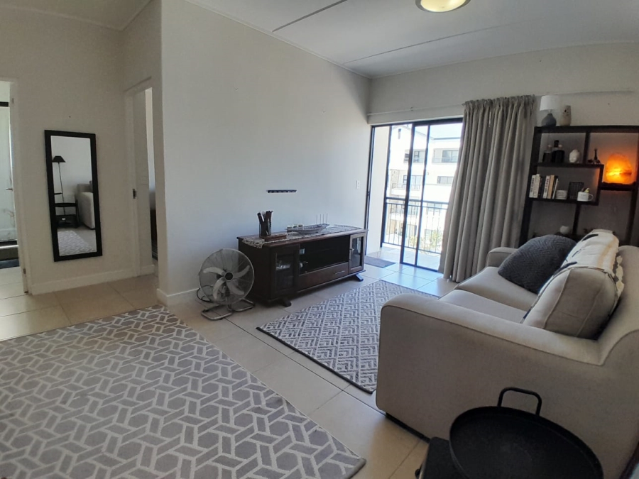 To Let  Bedroom Property for Rent in Sandown Western Cape